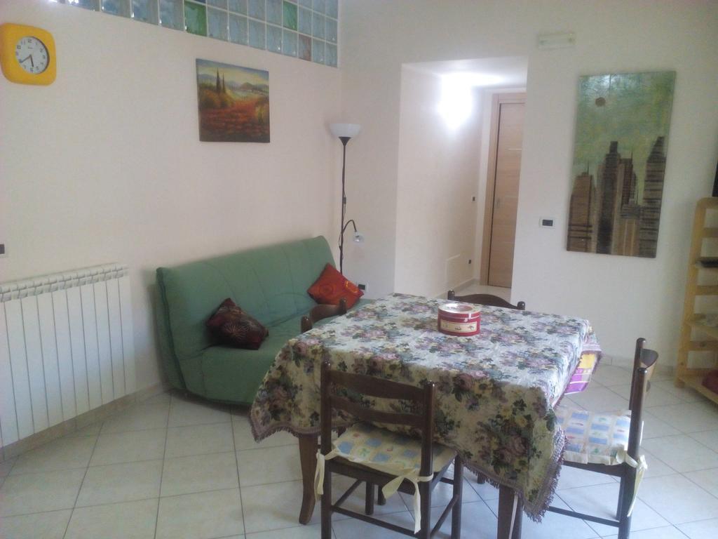 Appartamento Vallone Petrara Reggio Calabria Habitación foto